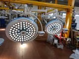 500/500 LED plafond chirurgical monté sur la lampe d'opération de plafond